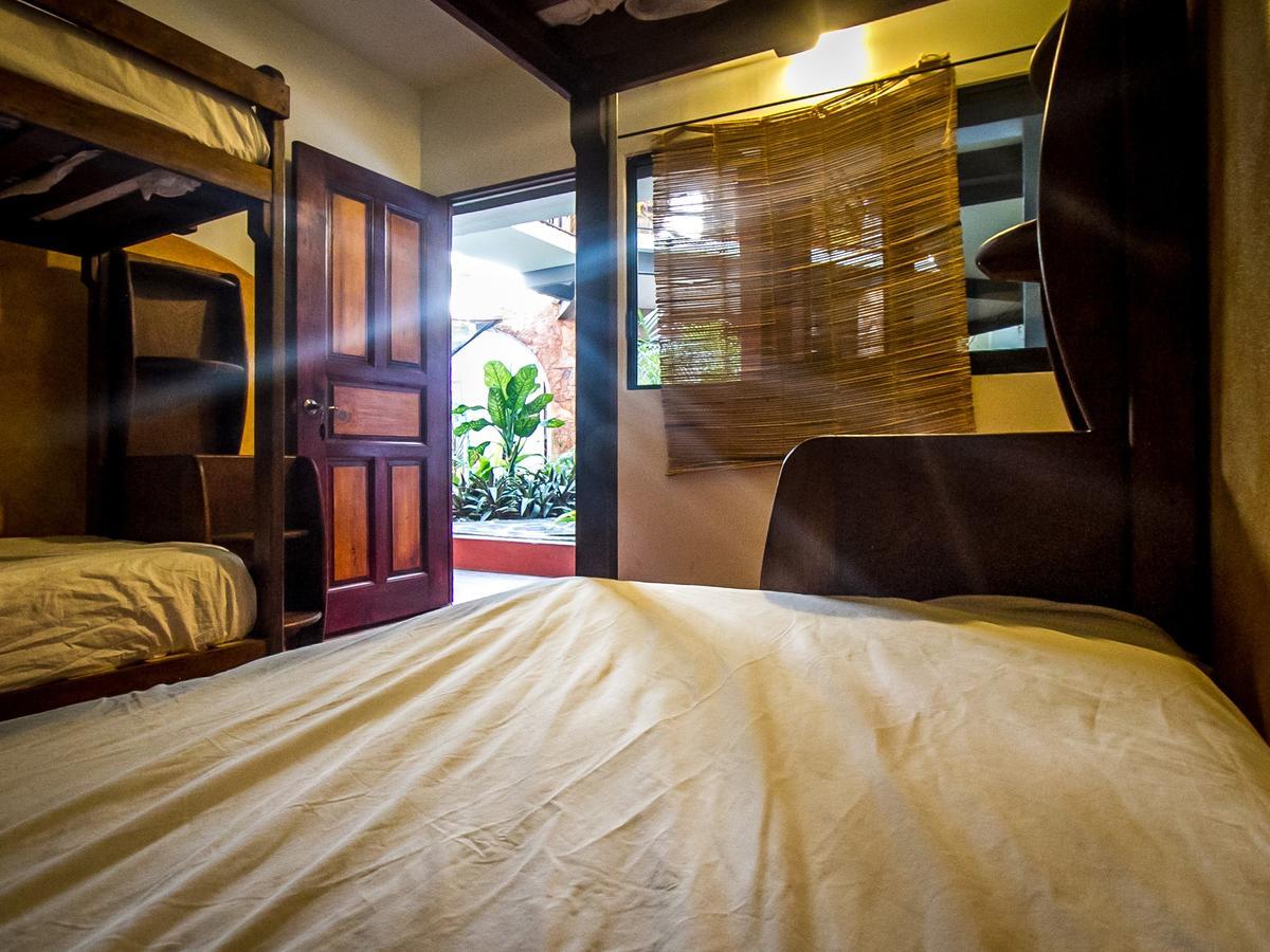 Albergue Experiencia Surf Camp Brisas de Zicatela Exterior foto