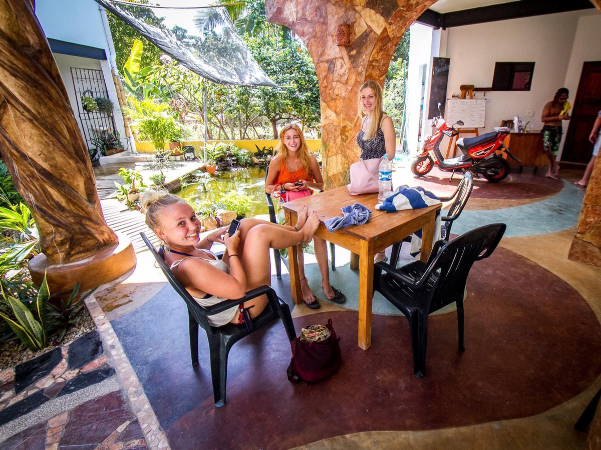 Albergue Experiencia Surf Camp Brisas de Zicatela Exterior foto