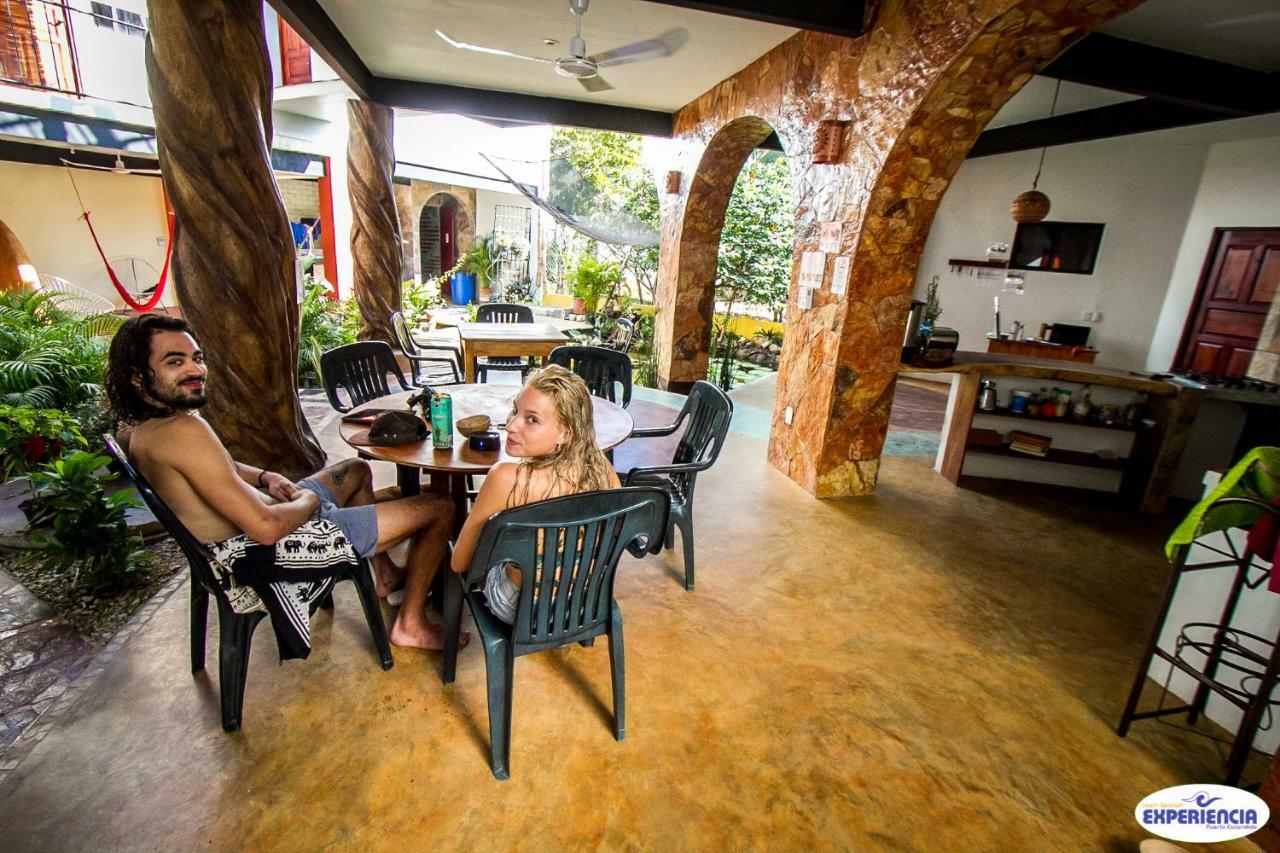 Albergue Experiencia Surf Camp Brisas de Zicatela Exterior foto