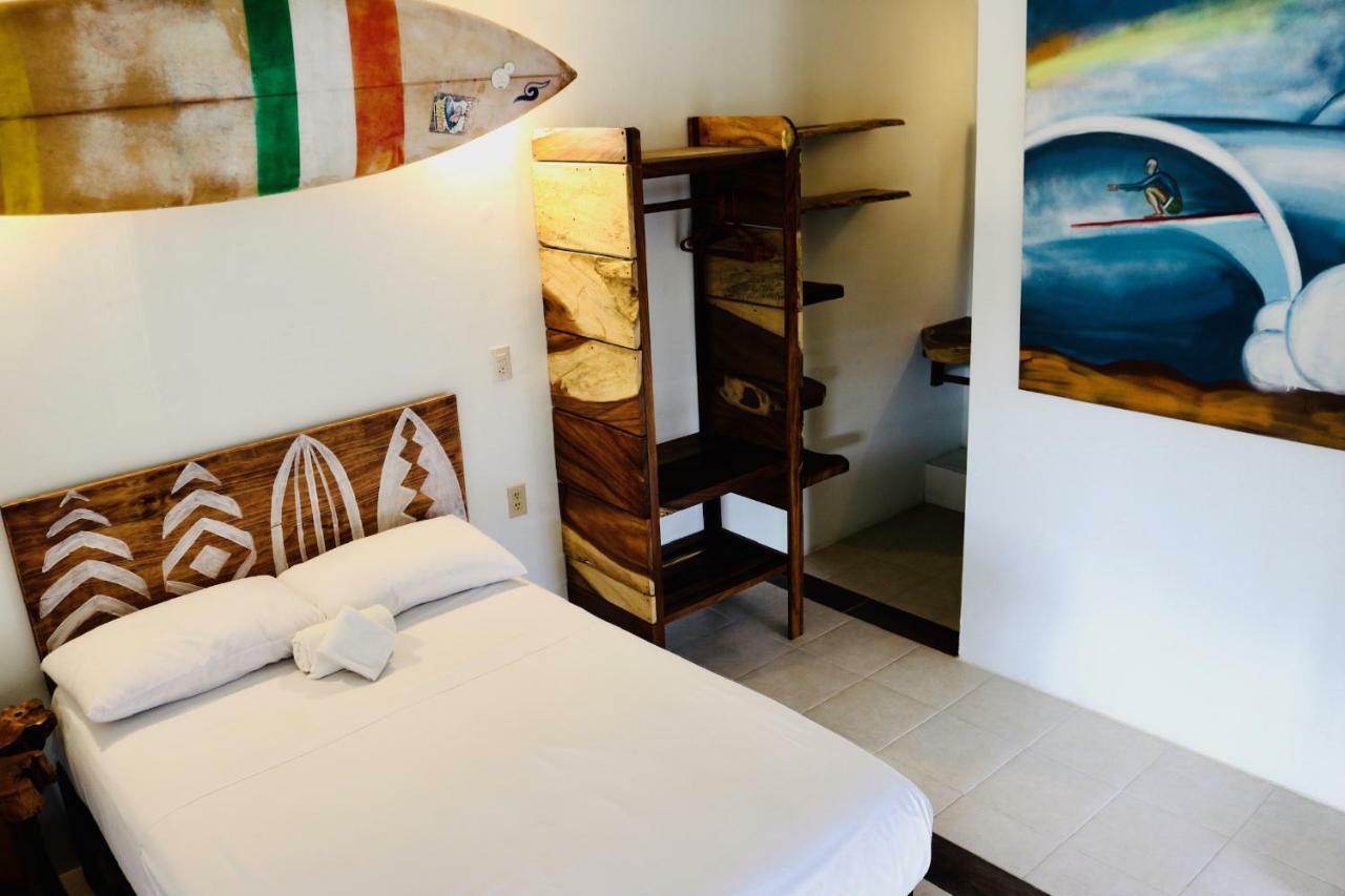 Albergue Experiencia Surf Camp Brisas de Zicatela Exterior foto