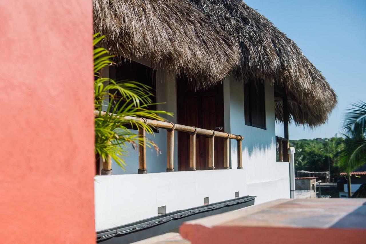 Albergue Experiencia Surf Camp Brisas de Zicatela Exterior foto