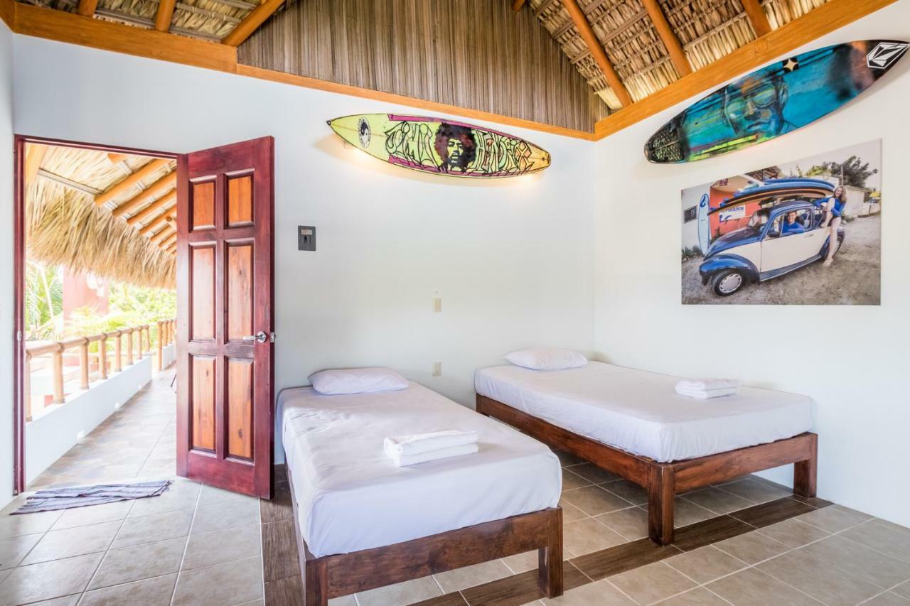 Albergue Experiencia Surf Camp Brisas de Zicatela Exterior foto